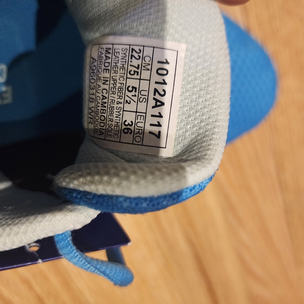 ASICS RUNNING SHOES - Picture 4 of 4